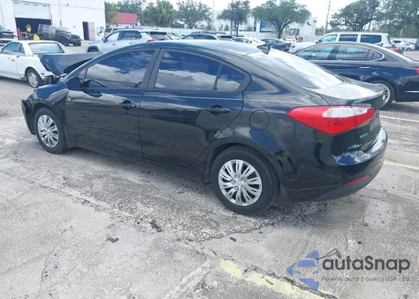 2015 Kia Forte Lx z USA, uszkodzony, nr VIN KNAFK4A66F5323928